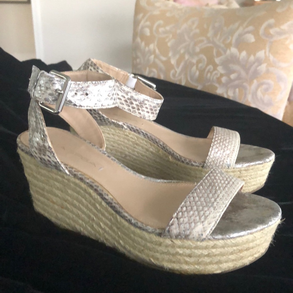 .Via Spiga Silver Platform Sandals
